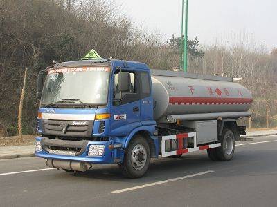 福田油罐车