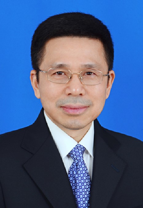 陈小春(湖南省政协文教卫体和文史委员会原副主任)