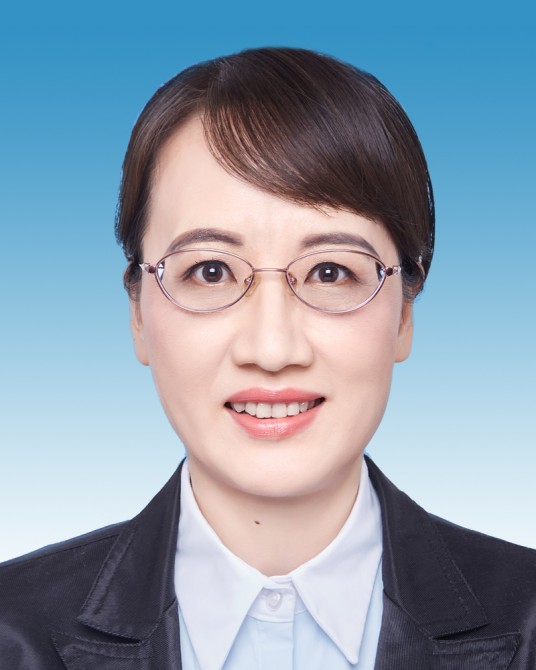 黄晓娟（民进广西区委会副主委，广西师范大学副校长）