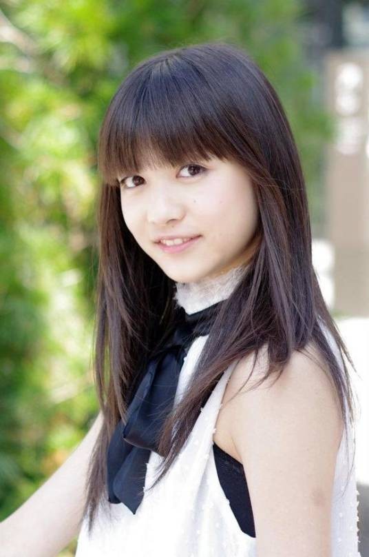 新井瞳
