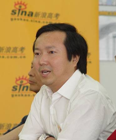 尹雄（巨人教育集团董事长、北京巨人学校校长）