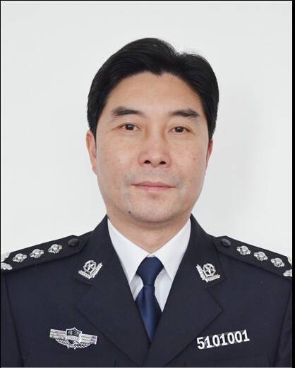 刘志诚（四川省政协社会法制委员会副主任）