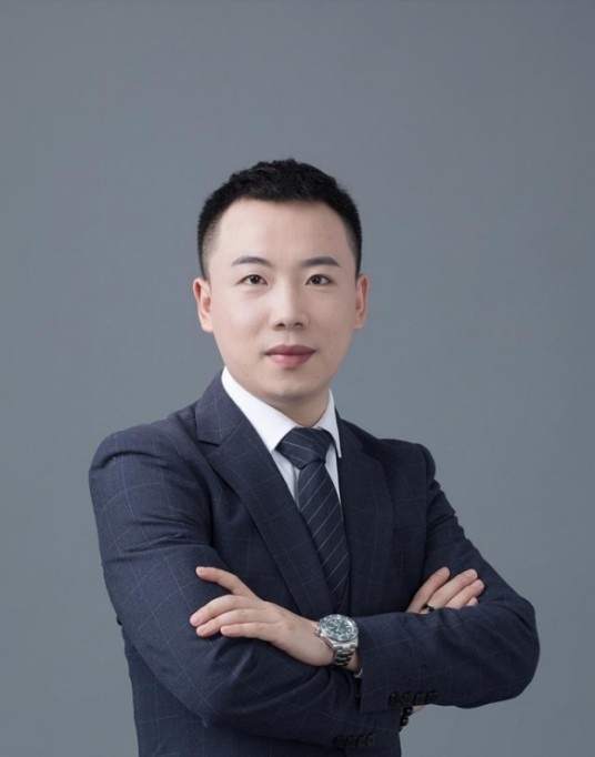 徐彬（杭州鑫泽电子商务有限公司监事）