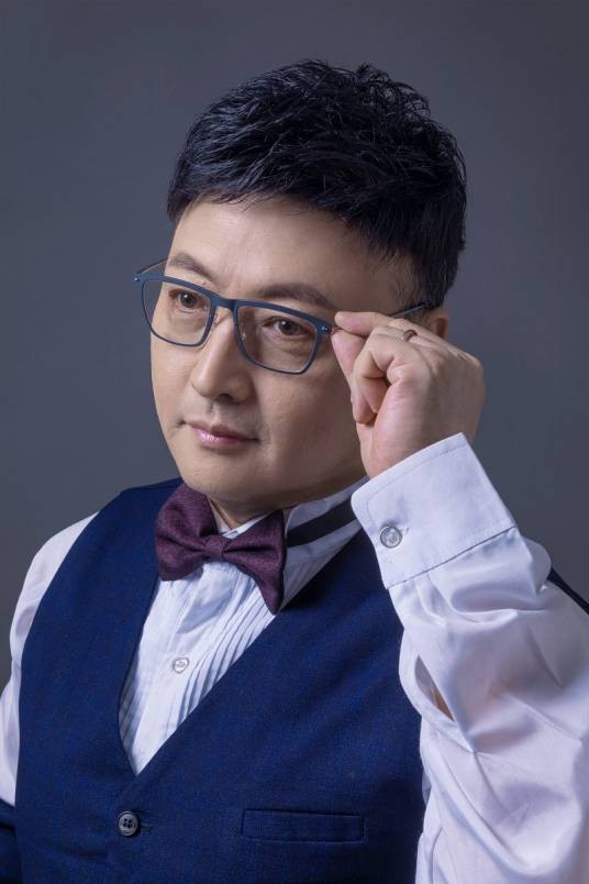 赵健（广州星海音乐学院原流行音乐学院副院长）