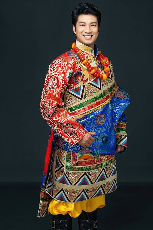 阿旺（中国内地男歌唱演员，中央民族歌舞团二级演员、歌队副队长）