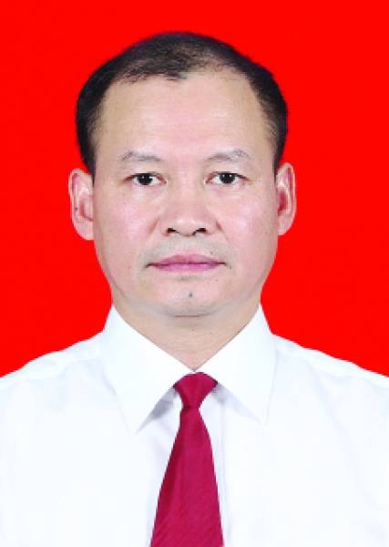 蒋春华（广西壮族自治区供销社党组成员、理事会副主任提名人选）