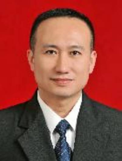 蔡崇达（泉州市洛江区委原常委、区纪委原书记）