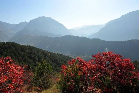 石膏山