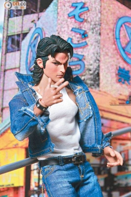 ON.cc美图：ACG TOYS香港漫画《古惑仔》陈浩南 1:6人偶