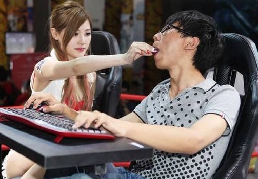 你知道直男眼中的满级女友是怎样的吗?