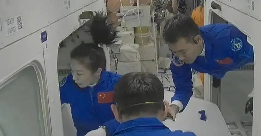 王亚平太空辫子抢镜车分几种油液
