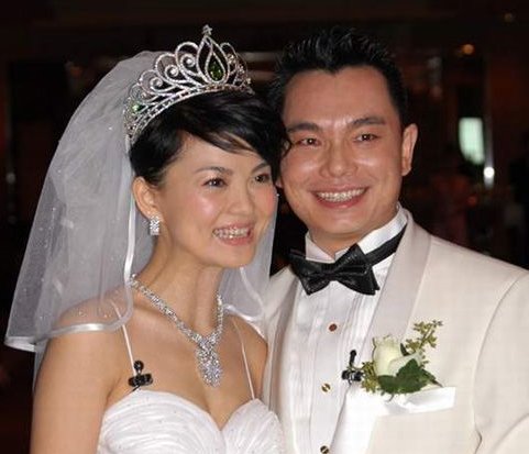 “钻石王老五”李厚霖,情断三任后归了佛门,是报应还是看破红尘呢?