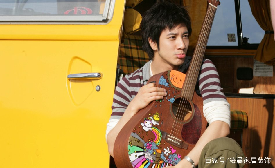8年前的春晚后台,王力宏在后台扇了刘谦两耳光,当时究竟发生了什么?