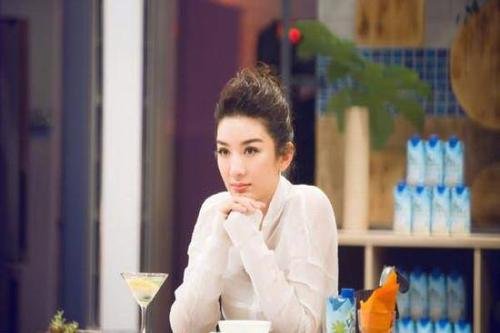 马苏让黄奕多过两年清净日子，你知道原因是什么吗？