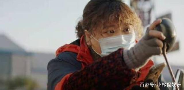 《穿过寒冬拥抱你》周冬雨饰演的护士逝世，这段戏有多感人？