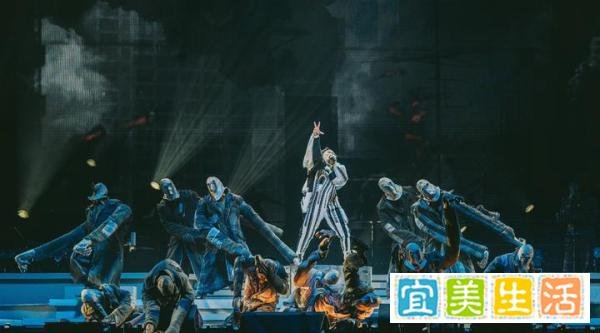 陈奕迅新专辑《CHIN UP!》正式上线 澳门站首唱新歌《社交恐惧癌》