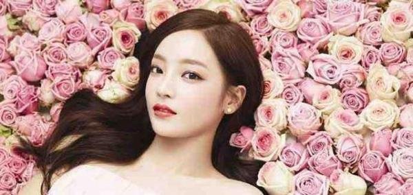 具荷拉母亲继承女儿4成遗产 这是咋情况？