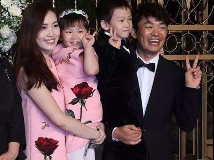 王宝强被曝与新欢结婚遭马蓉讽刺,马蓉是后悔了还是想增热度?