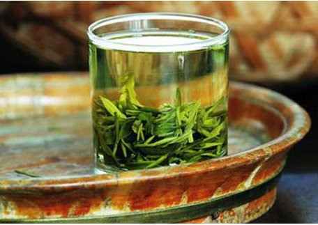 龙井茶的由来