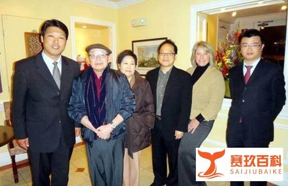 张学良唯一的儿子，从小生活在美国不会说汉语，代父回国凭吊祖父
