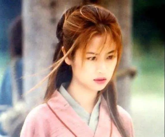 《乌龙闯情关》演员现状:曹颖淡出荧屏,男主成网红,有人已退圈
