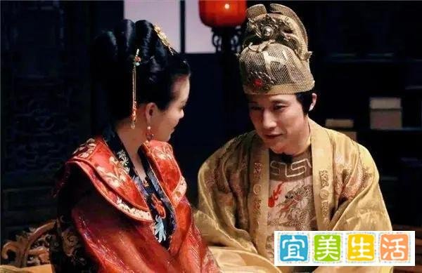 嫡母皇太后和生母皇太后谁的地位更高？数千年嫡庶等级是如何被一步步打破的？