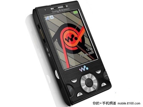索尼爱立信w995的详细参数