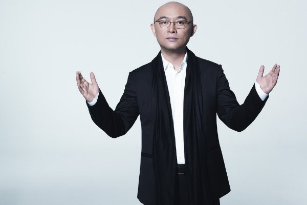 49岁孟非近照曝光：人到中年，除了生死其他都是小事，发生什么事了？