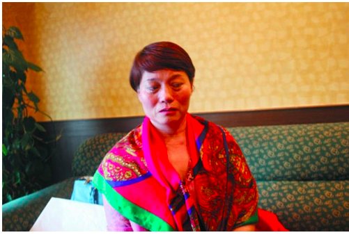蓝翔董事长前妻孔素英的个人简介如何？