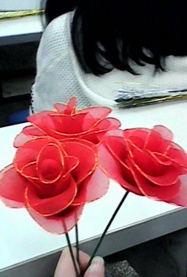 怎样使用丝网花制作DIY玫瑰