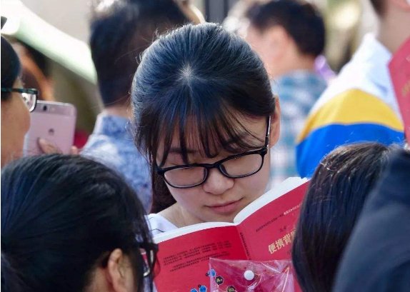 档案状态显示已投档是录取了吗？