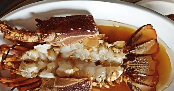 如何做蒜蓉淸蒸大龙虾