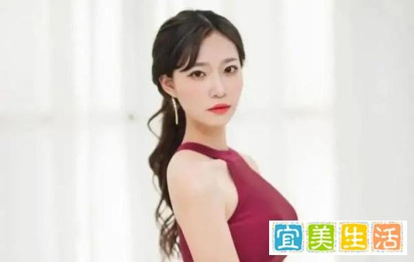 两部“飚车”的韩国电影,一部真开车,一部真“开车”
