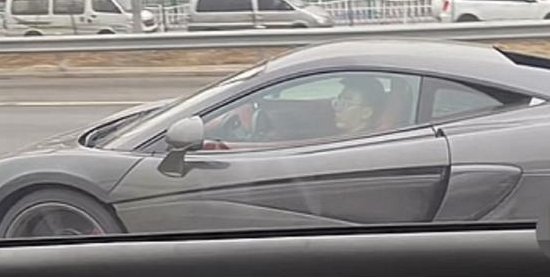郭麒麟开400万超跑出街，五环路上“飙车”引热议，网友们对此有何评价？
