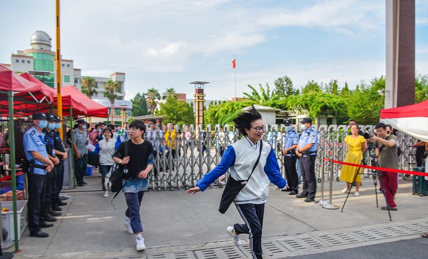 高考分数刚过二本线怎么选学校?