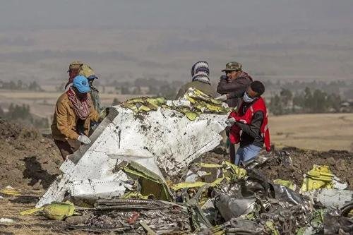 印度空难17人死亡,其事故发生的原因是什么?