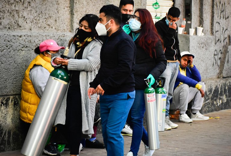 目前，墨西哥使用24小时的氧气费用为多少？