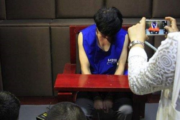 上海男子入室盗窃时煎鸡蛋吃，如此作为男子到底是何心理？