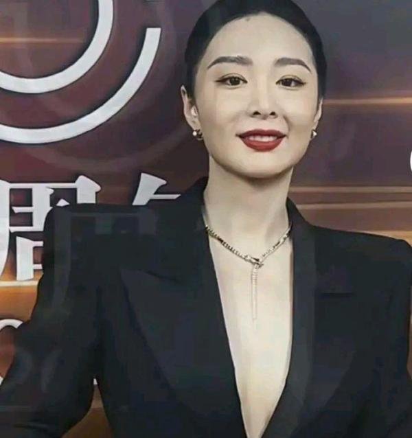 《狂飙》爆火！高叶获年度突破奖，王宝强喊高叶大嫂破音