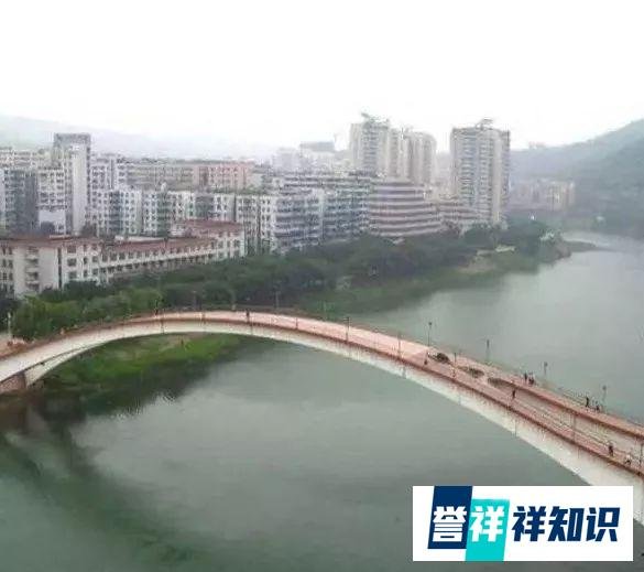 重庆綦江彩虹桥垮塌事件始末