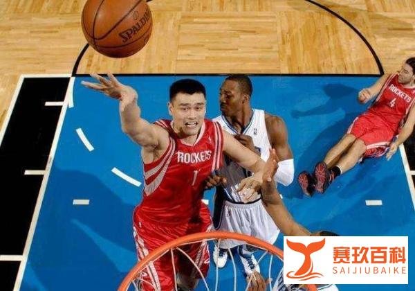 姚明当年真的打爆霍华德了吗,两个人对位时都打出了什么数据?