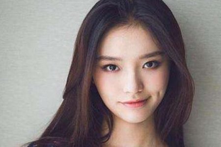 星女郎众多,为何只有林允连续六年为周星驰庆生?