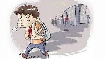 河南一男子与失踪8年儿子在同城市测核酸，他们是如何认出彼此的？