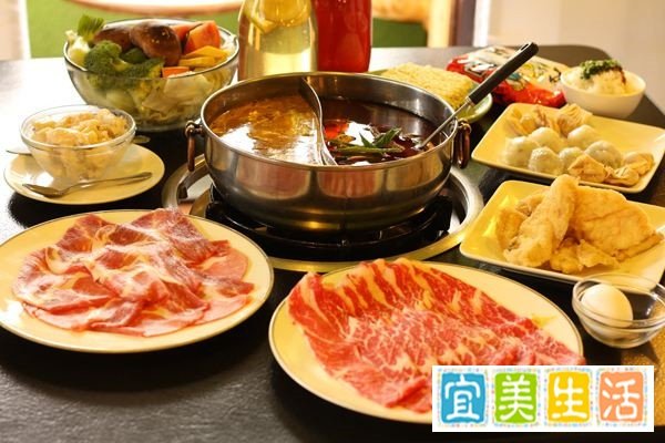 “打边炉”应该怎么操作？