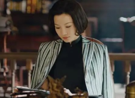 《传家》易钟秀的结局是什么?爱人是否回来了?人生圆满吗?