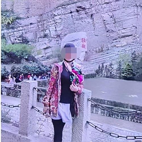 34岁男子有车有房，出轨52岁大妈后还要离婚，这算真爱吗？