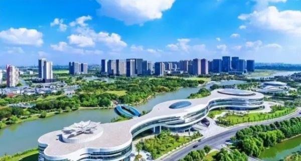 昆山作为最牛县级市2021年GDP超4700亿，那今年经济能破5000亿吗