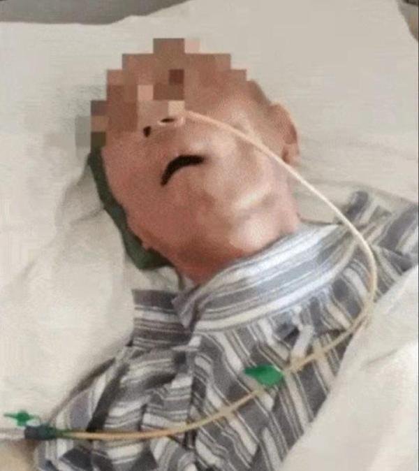 强人所难?上海女子为植物人丈夫办残疾证,被要求“必须本人来”