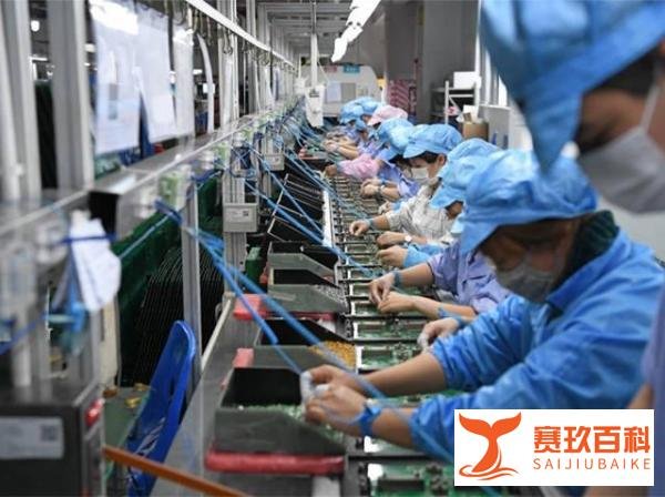 在电子厂打工，累不累？