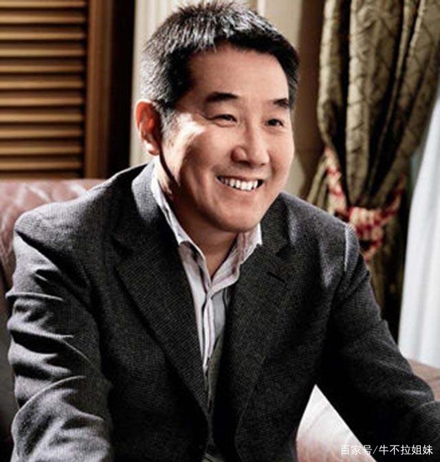 海岩是马未都的“大哥”,名副其实的“京圈大少”,如今怎样?
